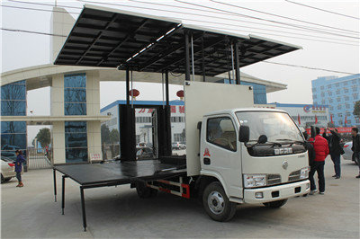 東風全液壓舞臺車 東風全液壓舞臺車