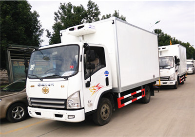 解放廂長4.2米藍牌冷藏車