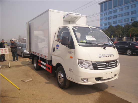 熱賣福田康瑞廂長3.26米冷藏車