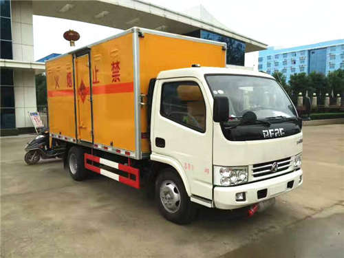 藍(lán)牌東風(fēng)4米防爆車