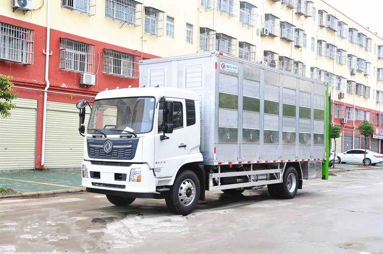 6.8米鋁合金拉豬車 分層的鋁合金拉豬車